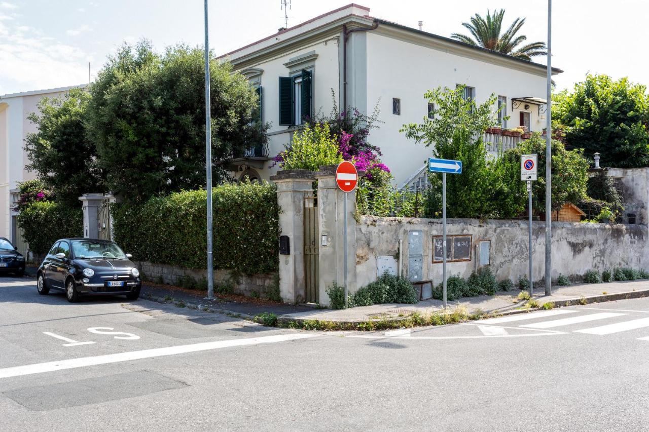 דירות ליבורנו Casa Ginevra - 3 Minutes Walk From The Sea מראה חיצוני תמונה